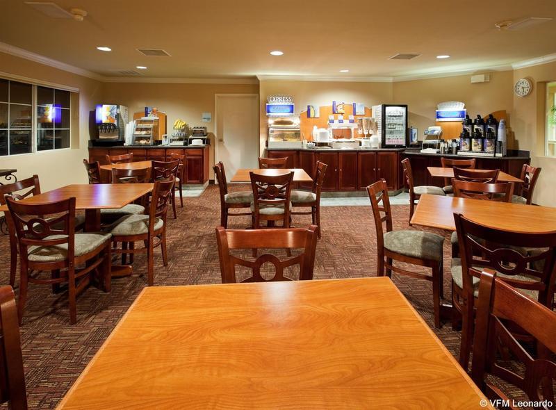 Holiday Inn Express & Suites Watsonville By Ihg Luaran gambar