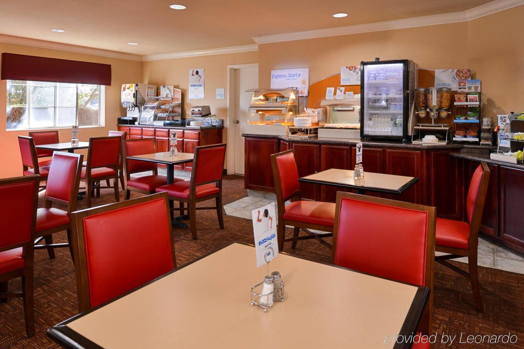 Holiday Inn Express & Suites Watsonville By Ihg Luaran gambar