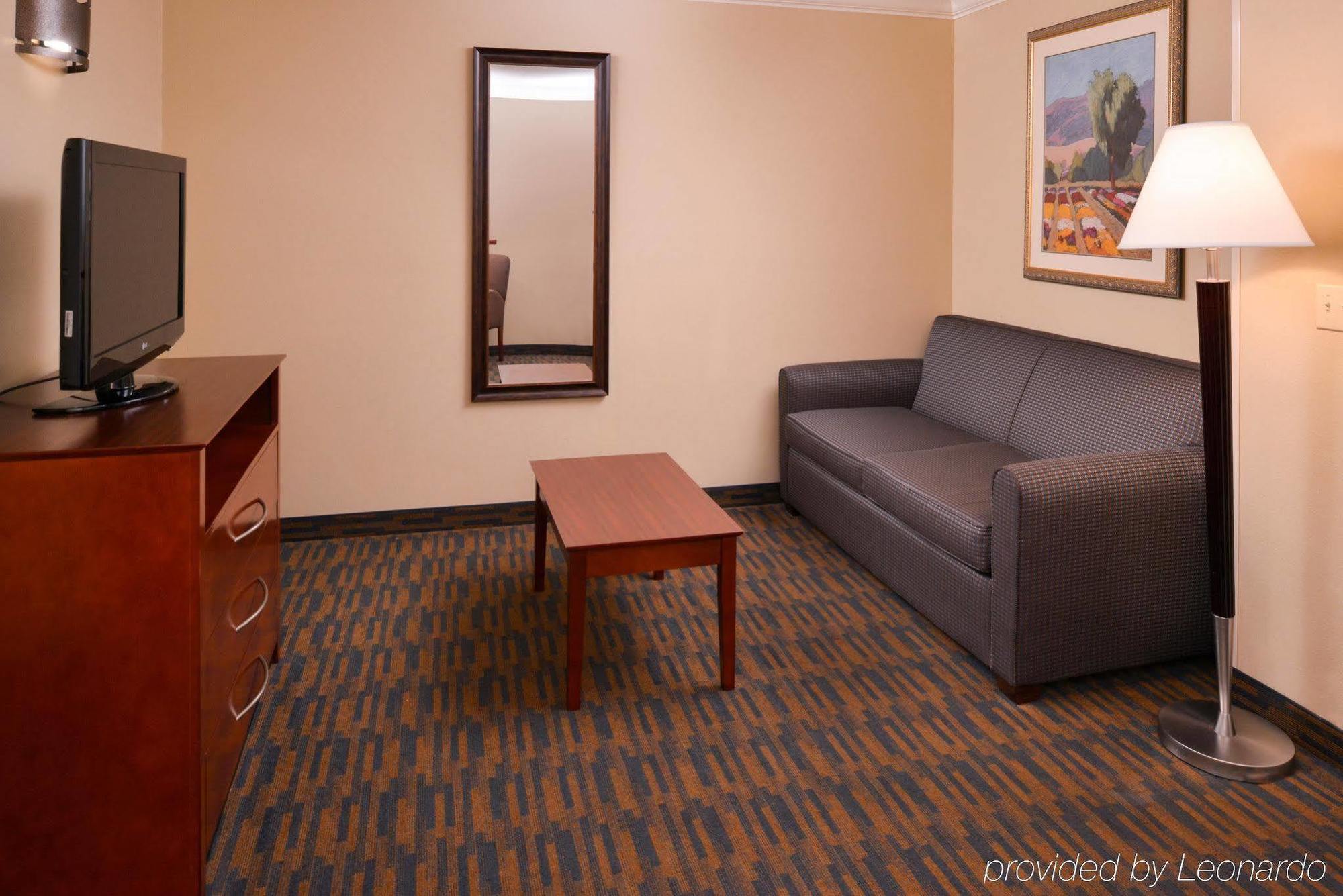 Holiday Inn Express & Suites Watsonville By Ihg Luaran gambar