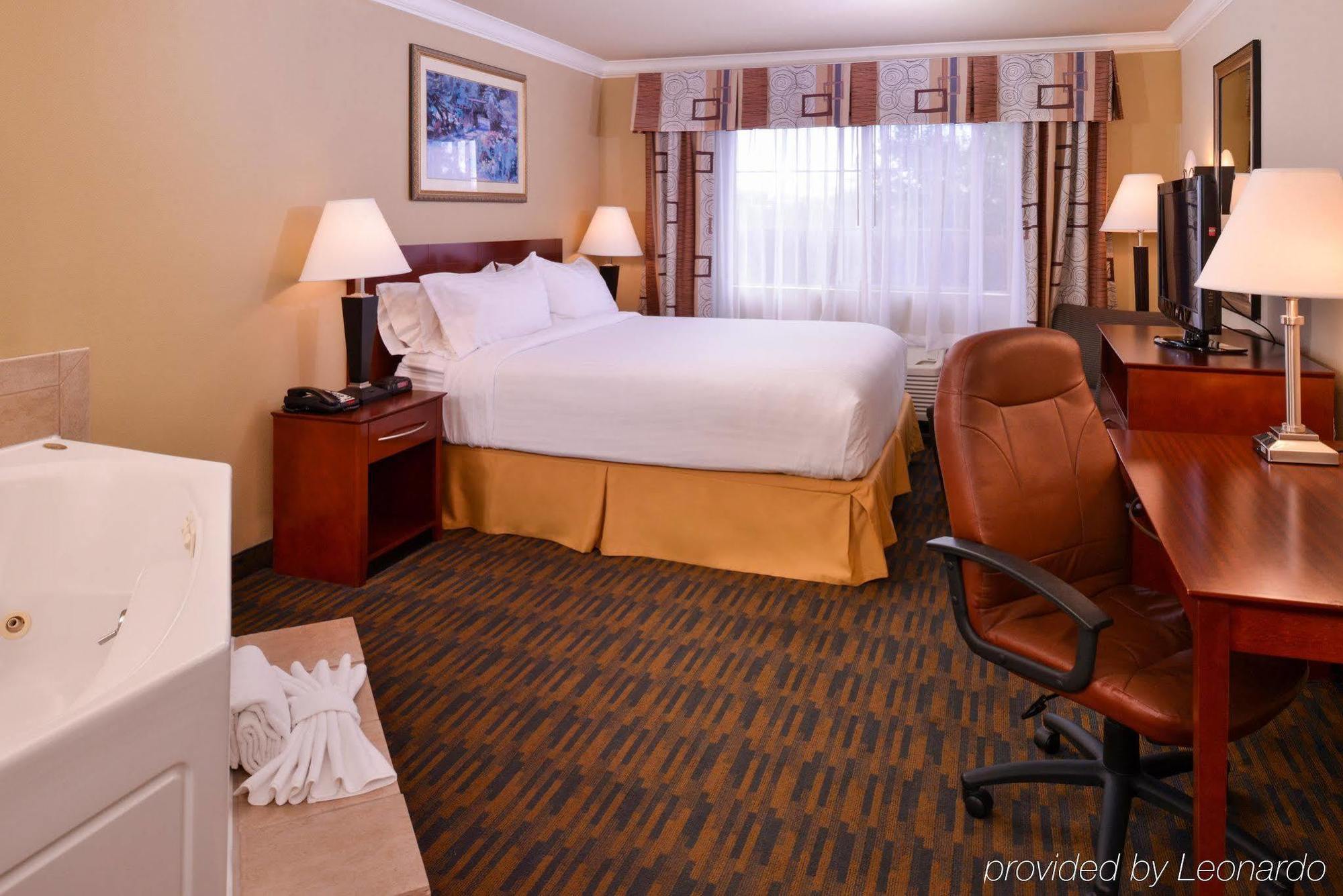 Holiday Inn Express & Suites Watsonville By Ihg Luaran gambar