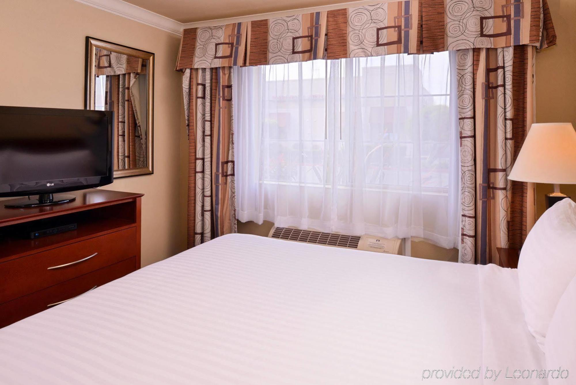 Holiday Inn Express & Suites Watsonville By Ihg Luaran gambar